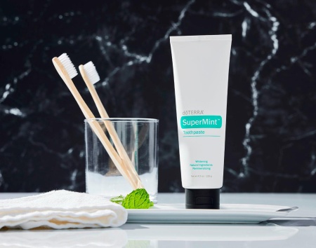 Картинка doTERRA «SuperMint» Toothpaste, отбеливающая зубная паста, 125 гр от магазина dōTERRA