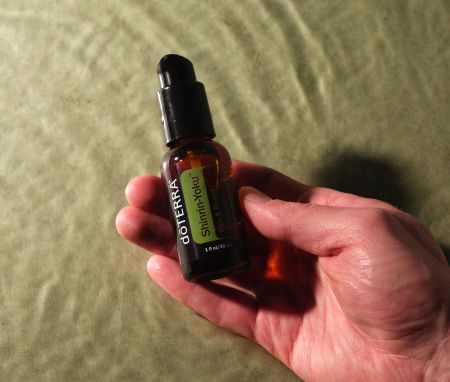 Картинка Масло для волос и бороды dōTERRA «Шинрин-Ёку», Shinrin-Yoku Hair & Beard Oil, 30 мл от магазина dōTERRA