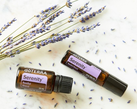 Картинка "Серенити" успокаивающая смесь эфирных масел, doTERRA Serenity Touch, роллер, 10 мл от магазина dōTERRA