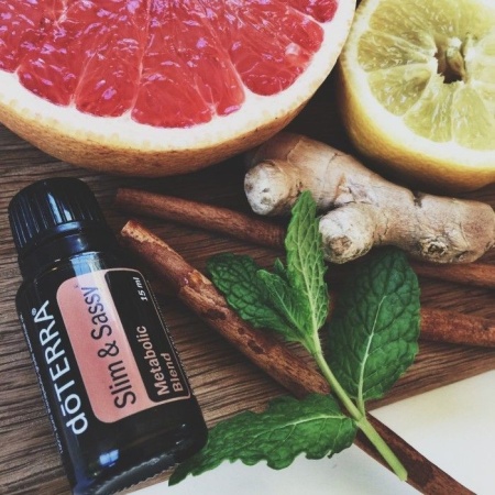 Картинка «Cлим & Cесси» смесь эфирных масел для контроля веса, doTERRA Slim & Sassy, 15 мл от магазина dōTERRA