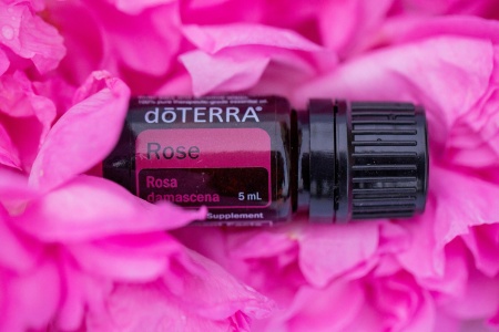 Картинка Эфирное масло doTERRA Роза, Rose, Rosa damascena, 5 мл от магазина dōTERRA