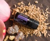 Картинка «Утешение» успокаивающая смесь эфирных масел, doTERRA Console Comforting Blend, 5 мл от магазина dōTERRA